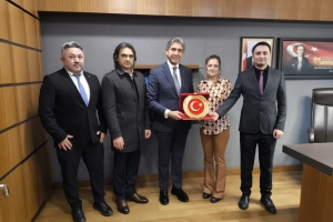 T.B.M.M' DE SAYIN VEKİLLERİMİZE TEKNİK HİZMETLER SINIFI ÇALIŞANLARININ SORUNLARINI DİLE GETİRDİK, ÇÖZÜM YÖNTEMLERİNE İLİŞKİN İSTİŞARELERDE BULUNDUK.